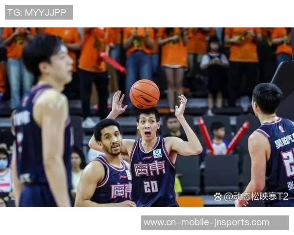 男篮集训名单再引争议！“太子”凭啥再次当选？双李惋惜落选